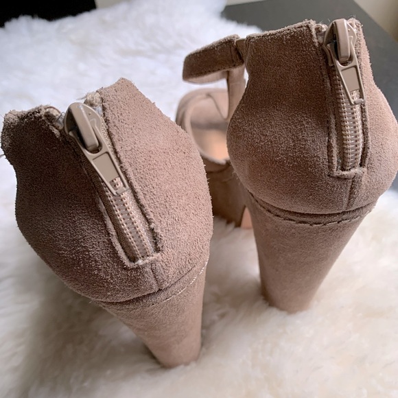 Steve Madden Gabbi Suede Chunky Platform Heels - Picture 5 of 7